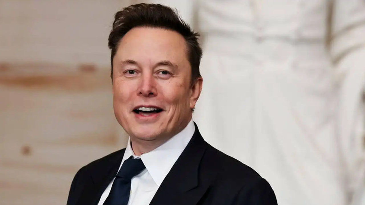 টেসলার প্রধান নির্বাহী কর্মকর্তা ইলন মাস্ক। ছবি: সংগৃহীত