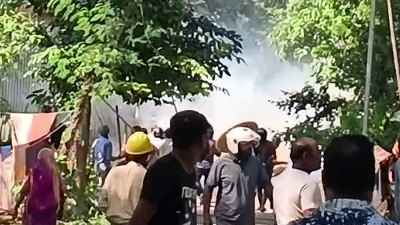 শরীয়তপুরে আধিপত্য বিস্তার নিয়ে দ্বন্দ্ব, ককটেল বিস্ফোরণ আহত ৫