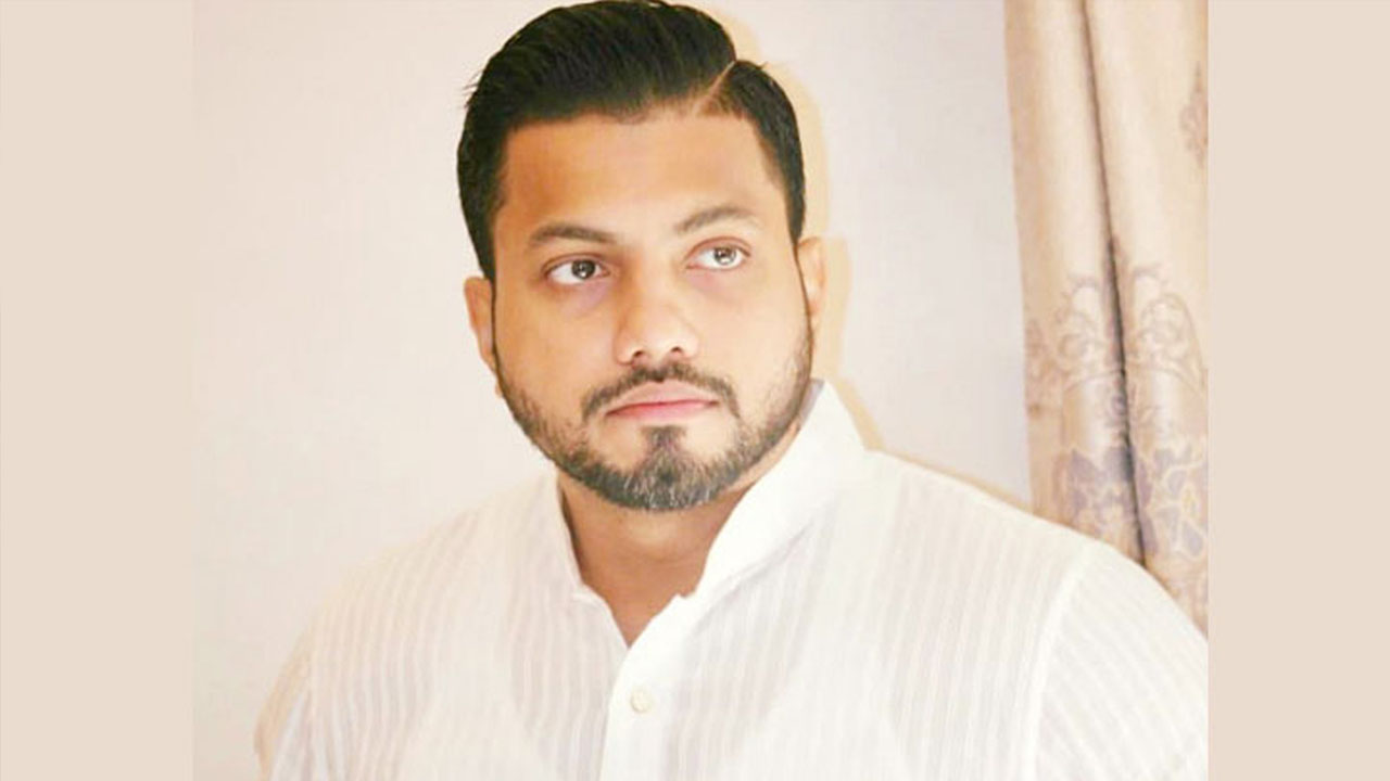 মধ্যরাতে ফেসবুকে ক্ষোভ ঝাড়লেন ইশরাক 