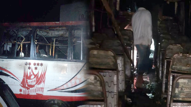 ধামরাইয়ে সড়কের পাশে দাঁড়িয়ে থাকা বাসে আগুন