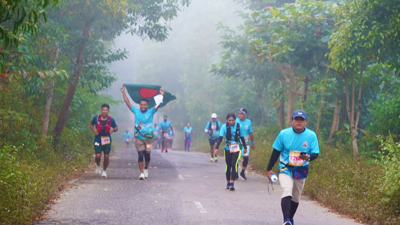 আলীকদমে ভার্টিক্যাল ড্রিমার্স আল্ট্রা ম্যারাথন অনুষ্ঠিত